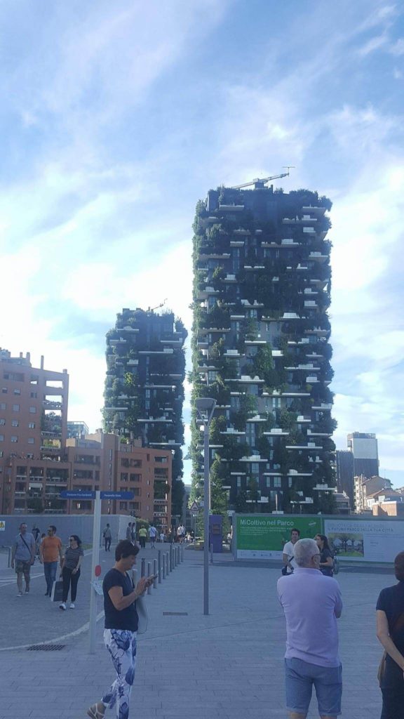 Bosco Verticale på interrail I milano